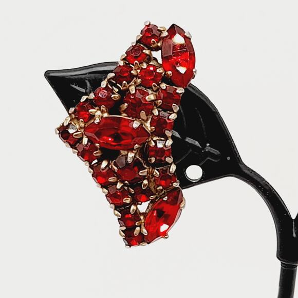 Vintage Red Rhinestone Ear Climber Clip Earrings Gold Tone - Picture 3 of 10